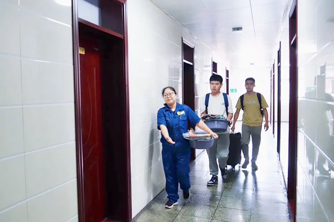 筑夢(mèng)鋼鐵 一起向未來(lái) ——龍鋼公司2022年新入職大學(xué)生迎新側(cè)記