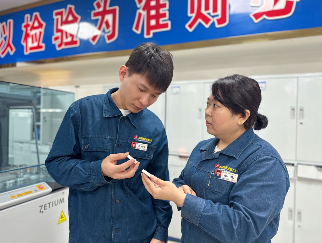 從60后到90后，“四代”鋼鐵人的國慶堅(jiān)守