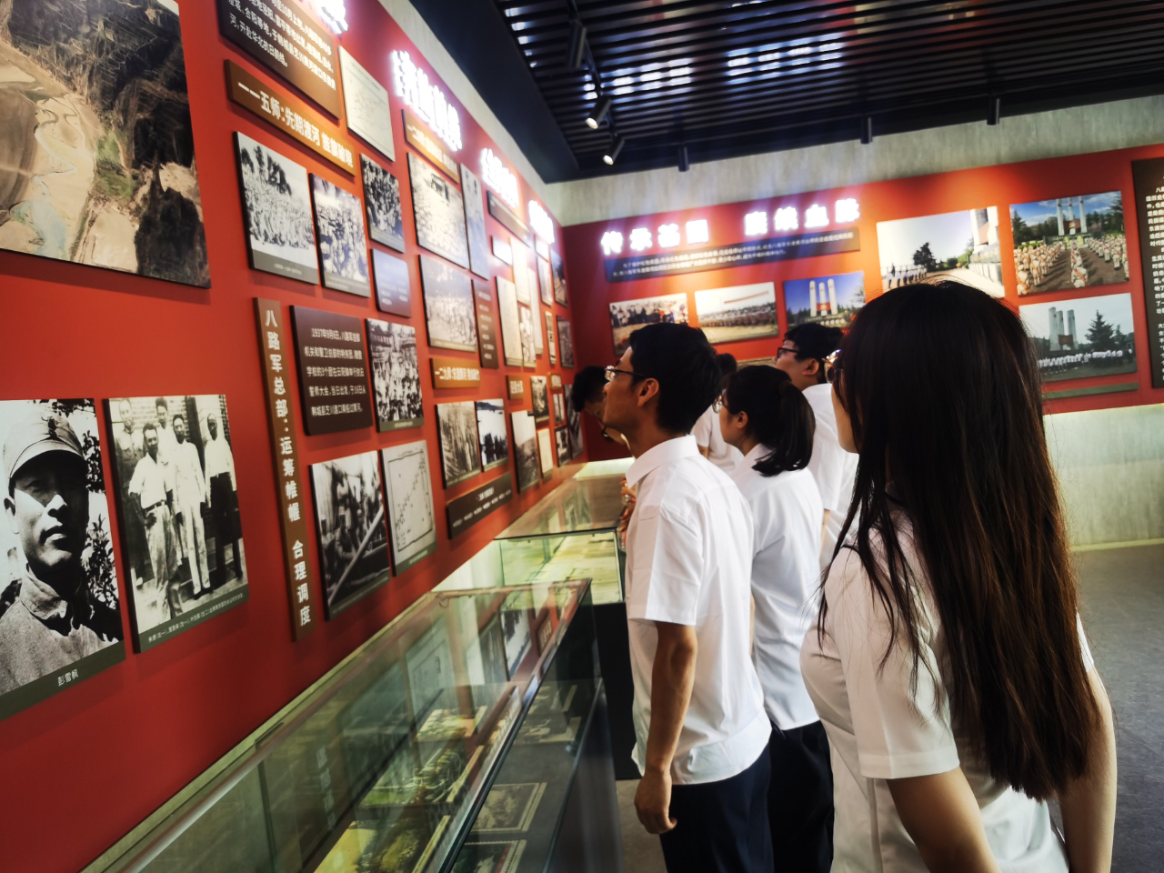 禹宏環(huán)?？萍脊緢F支部開展“緬懷革命先烈，傳承紅色基因”主題團日活動
