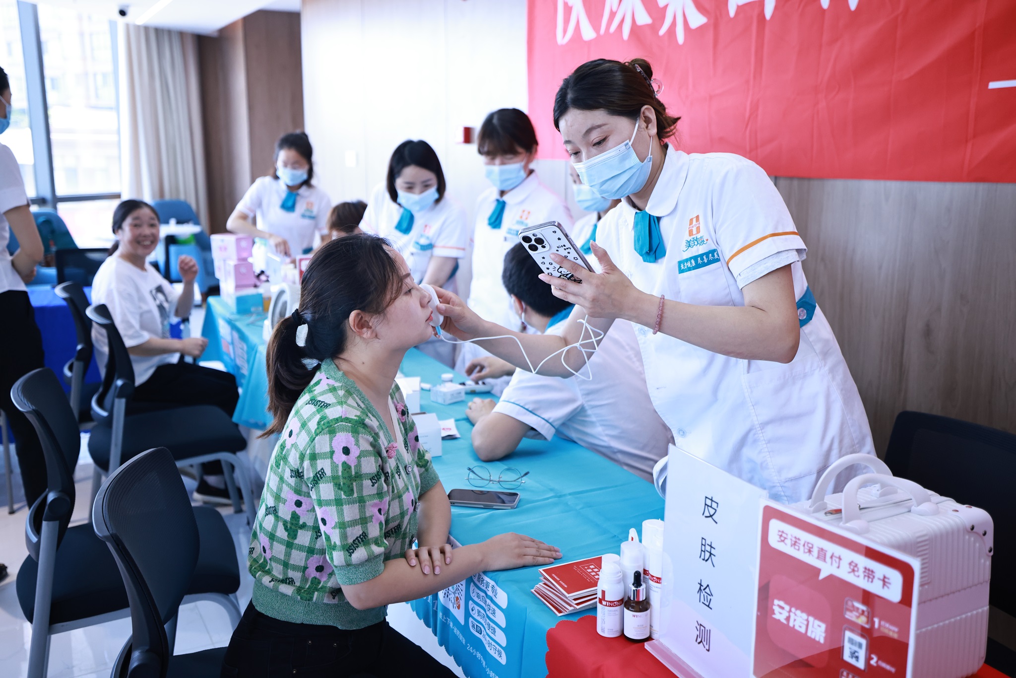 創(chuàng)新研究院組織開(kāi)展補(bǔ)充醫(yī)療保險(xiǎn)講解服務(wù)