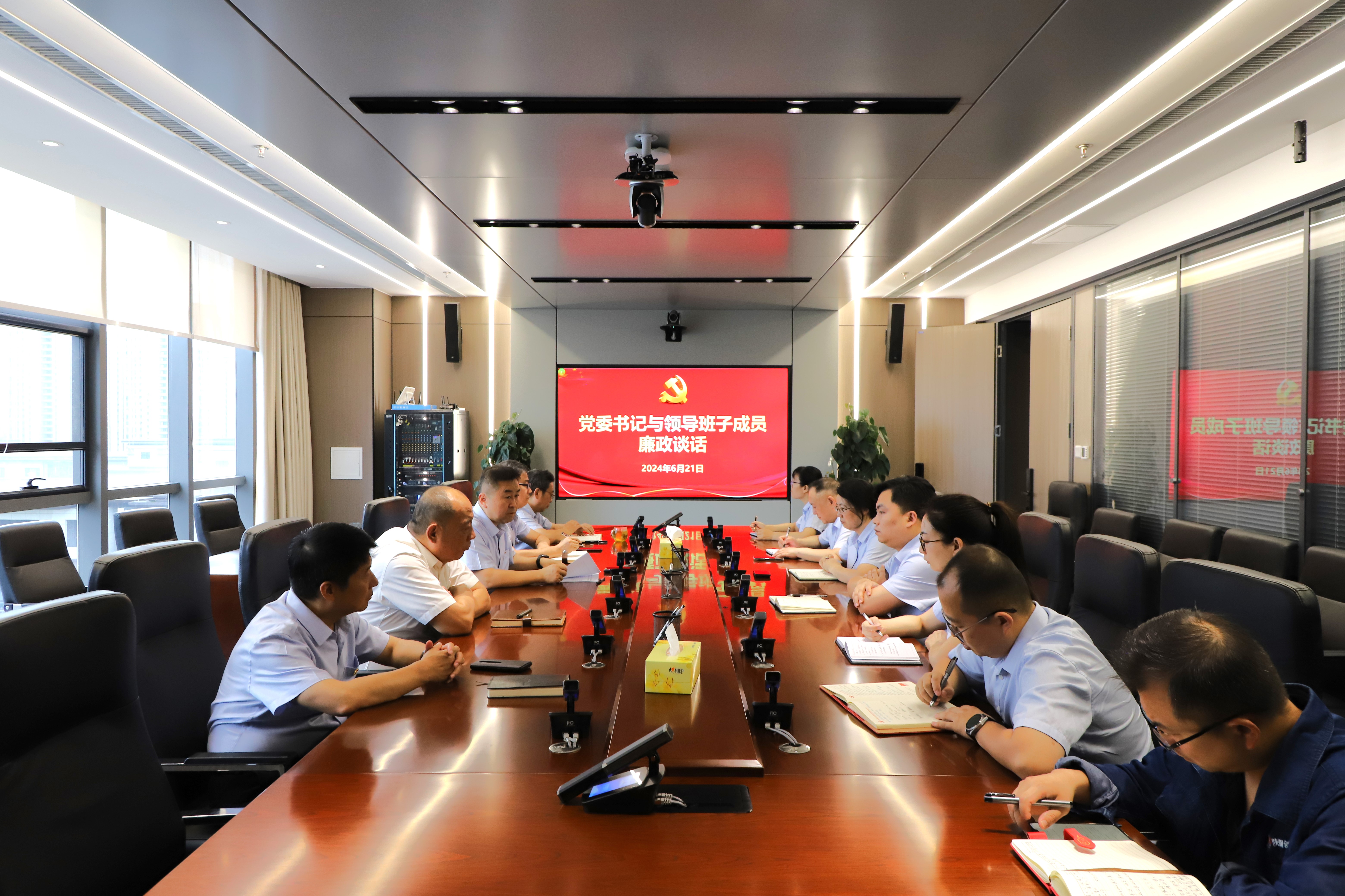 賡續(xù)紅色血脈 凝聚奮進(jìn)力量——?jiǎng)?chuàng)新研究院組織開(kāi)展慶“七一”系列活動(dòng)