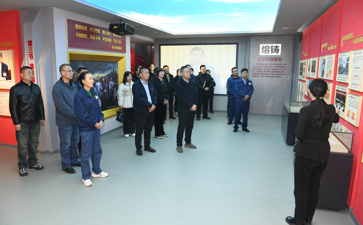 觀廉政展館，敲廉潔警鐘